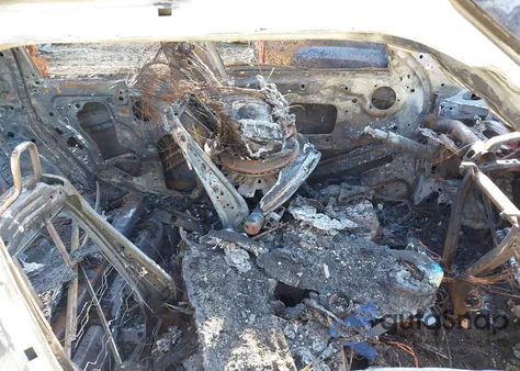 2020 Mini Countryman Oxford Edition из США, поврежденный, VIN WMZYW5C04L3M26030